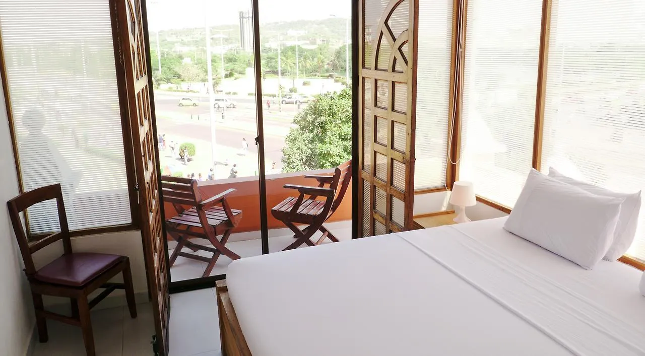 Nautilus Plaza Hotel