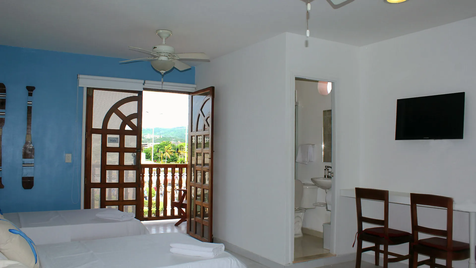 Nautilus Plaza Hotel