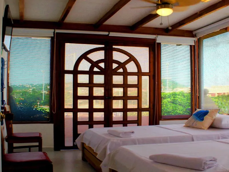 Nautilus Plaza Hotel